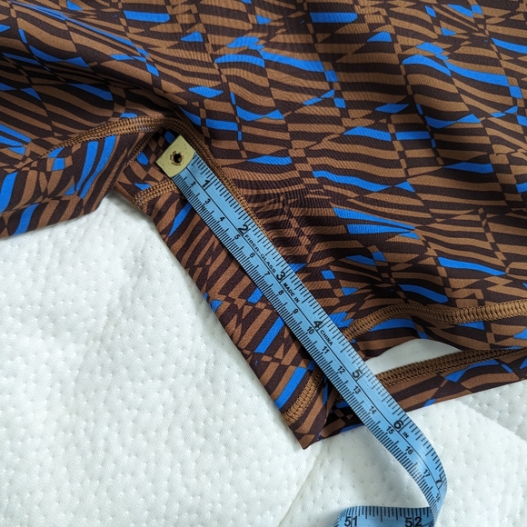 NWOT Aerie Offline Goals inseam crochet inset 5" bike shorts size small - Picture 8 of 8